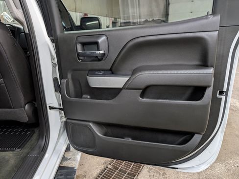 Used 2016 Chevrolet Silverado 1500 LTZ Z71 w/ LTZ Plus Package AWD/4WD image 6
