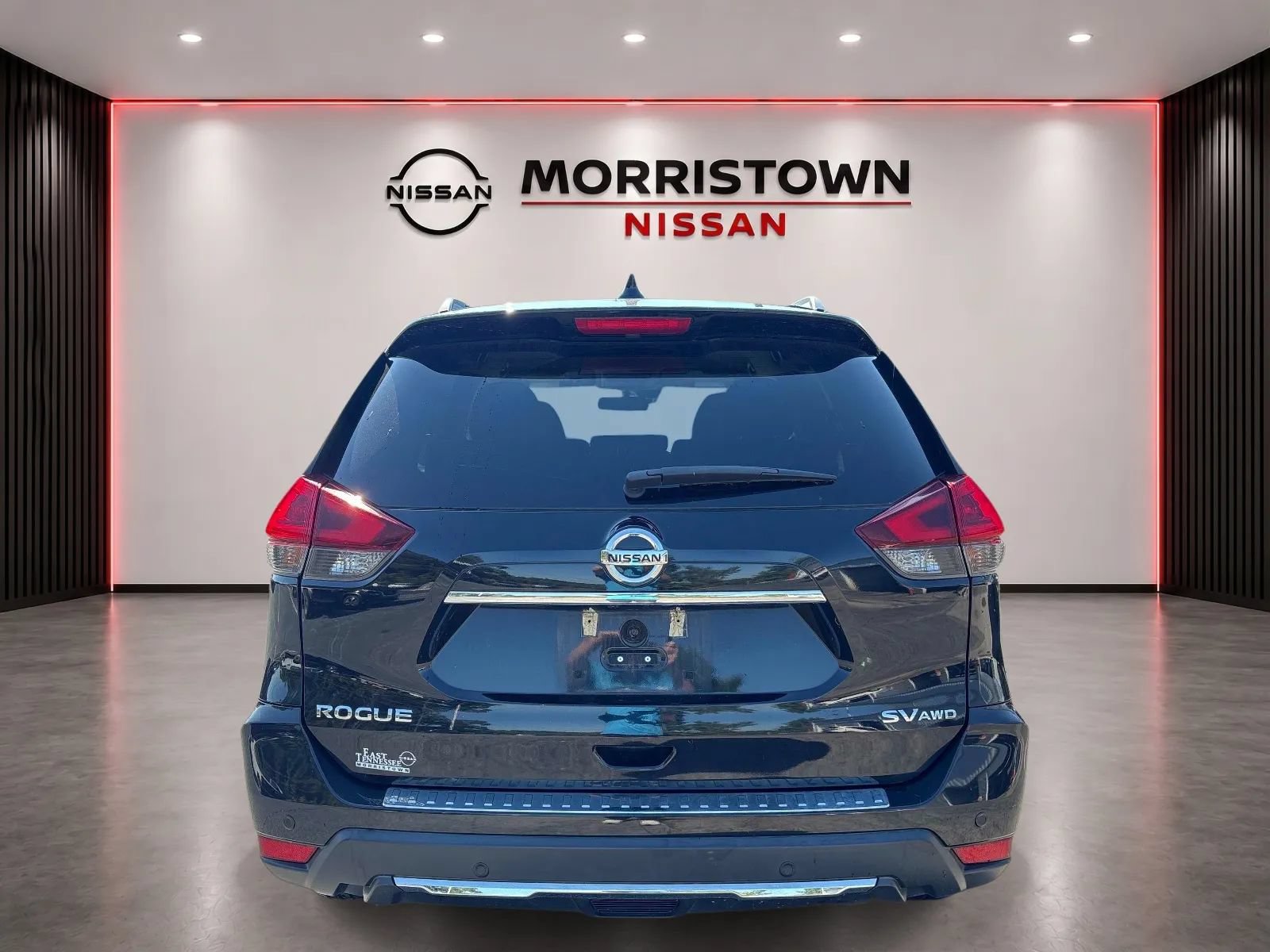 Used 2020 Nissan Rogue SV AWD/4WD image 3
