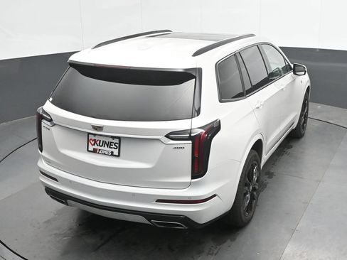 Used 2023 Cadillac XT6 Sport AWD/4WD image 30