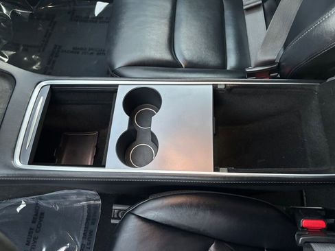 Used 2022 Tesla Model 3 Long Range image 16