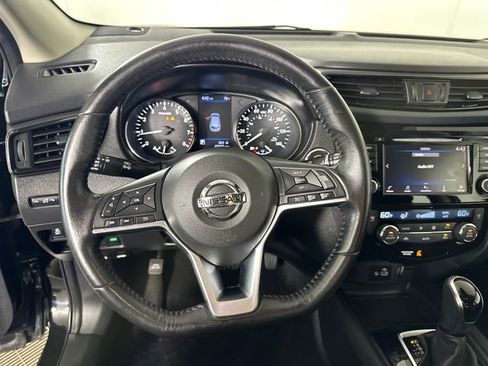 Used 2019 Nissan Rogue Sport SV w/ All-Weather Package FWD image 13