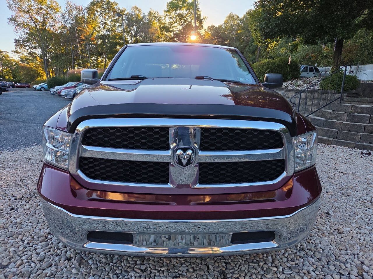Used 2019 RAM 1500 Classic SLT AWD/4WD image 2