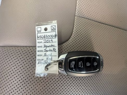 Used 2019 Hyundai Santa Fe Limited w/ Cargo Package image 42