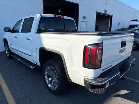 Used 2018 GMC Sierra 1500 SLT AWD/4WD image 4