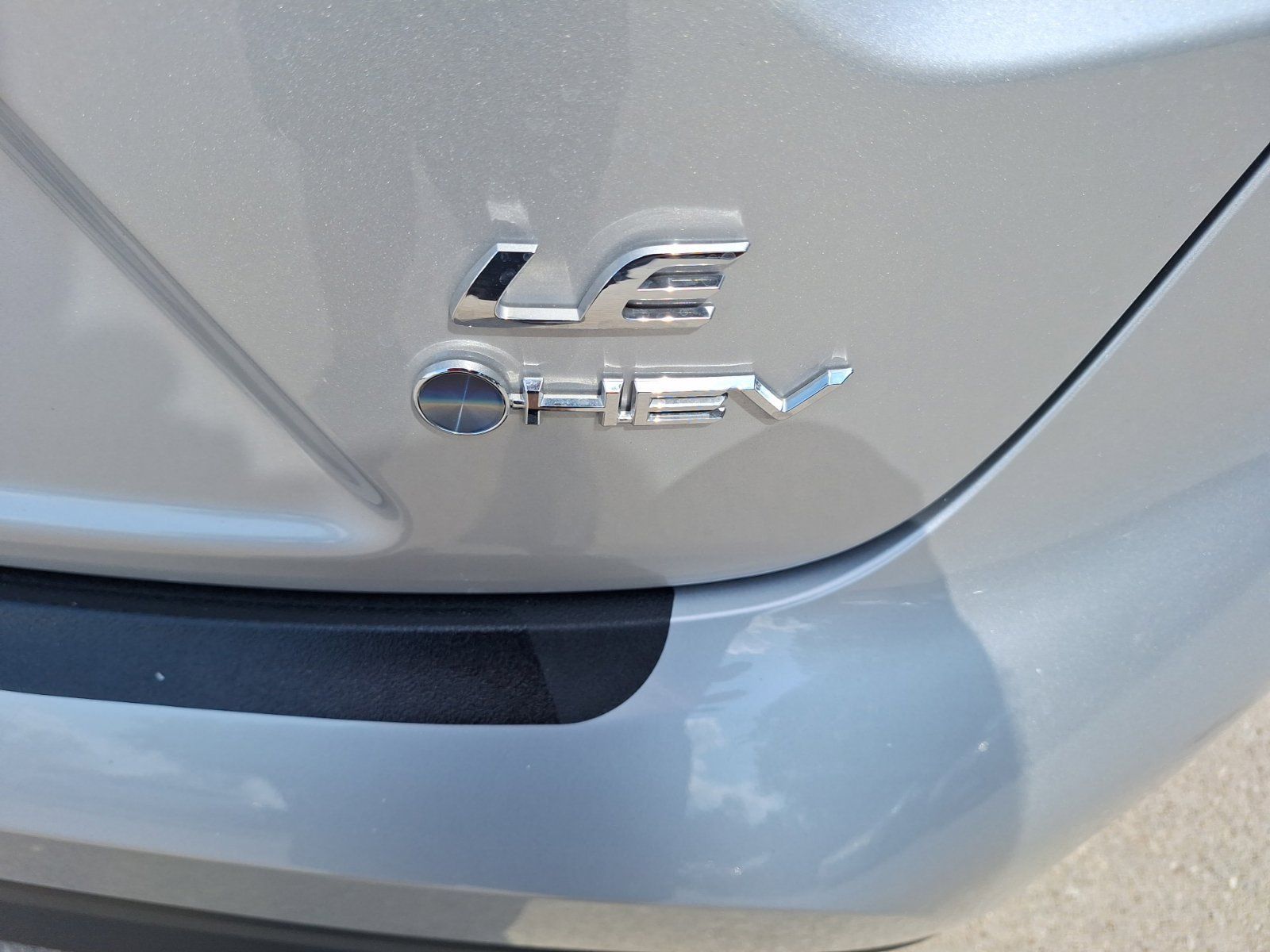 Used 2026 Toyota Corolla LE FWD image 12