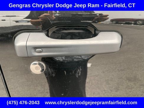 Certified 2025 Jeep Wrangler Unlimited Sahara AWD/4WD image 17