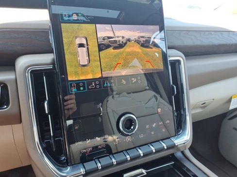 New 2026 GMC Yukon Denali w/ Advanced Technology Package AWD/4WD image 22