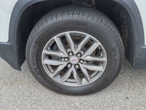 Used 2019 GMC Acadia SLE FWD image 11