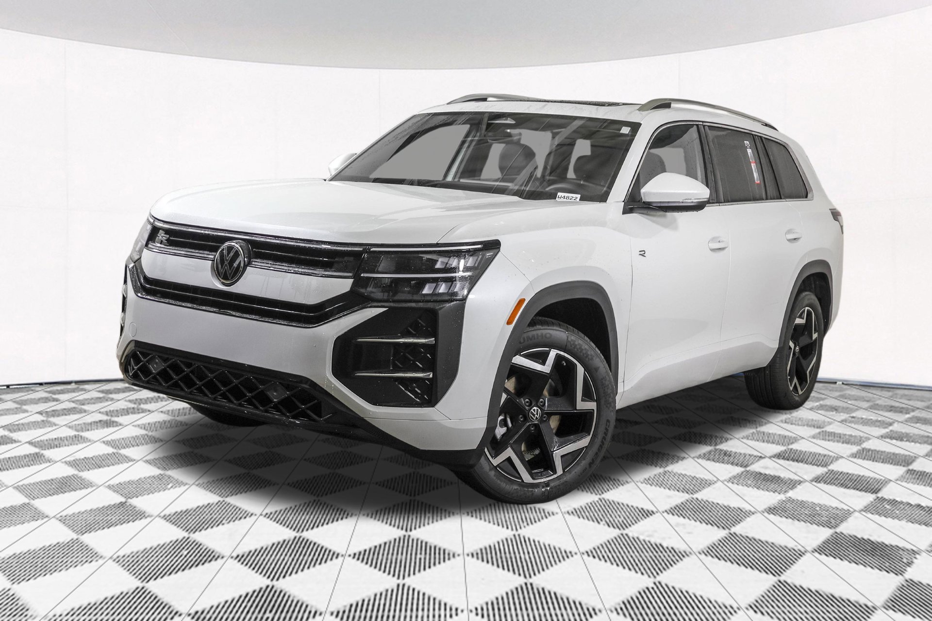 New 2027 Volkswagen Atlas SEL R-Line AWD/4WD image 2