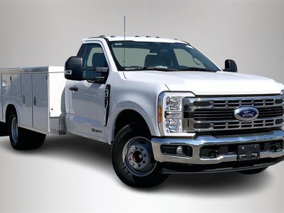 New 2023 Ford F350 XL w/ XL Chrome Package