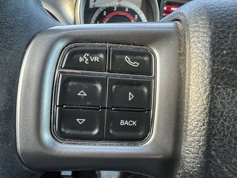 Used 2015 Dodge Journey Crossroad w/ Flexible Seating Group image 35