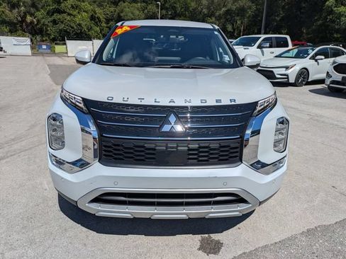Used 2024 Mitsubishi Outlander SE FWD image 9