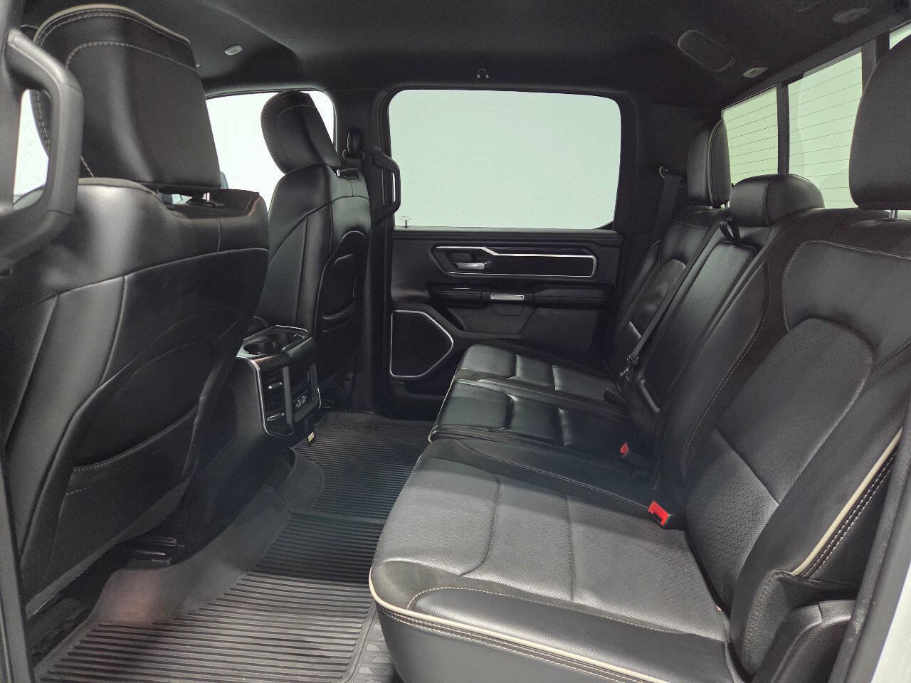 Used 2023 RAM 1500 Laramie AWD/4WD image 12