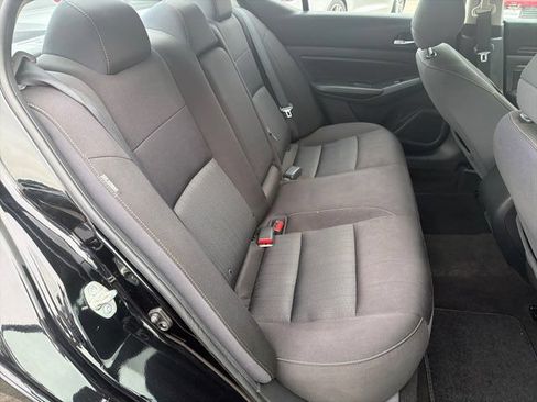 Used 2020 Nissan Altima 2.5 S FWD image 13