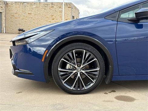 Used 2024 Toyota Prius Limited image 5