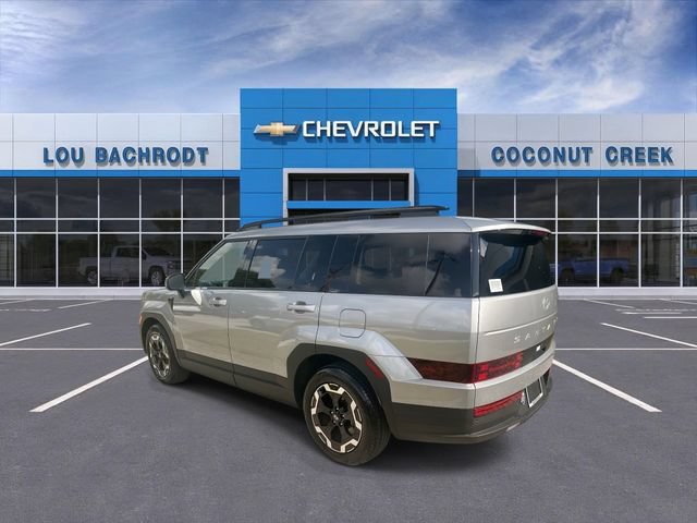Used 2025 Hyundai Santa Fe SEL FWD image 6