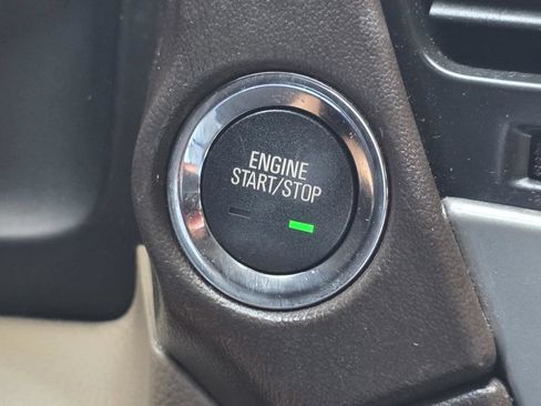 Used 2015 Chevrolet Tahoe LTZ RWD image 22