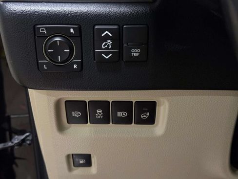 Certified 2023 Lexus GX 460 Premium w/ Premium Package AWD/4WD image 20