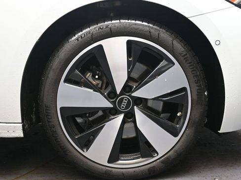 Used 2025 Audi A5 2.0T Premium Plus w/ Premium Plus image 10