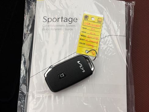 Used 2024 Kia Sportage SX AWD/4WD image 38