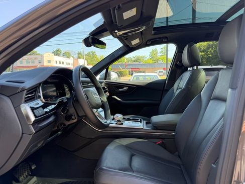 Used 2023 Audi Q7 3.0T Premium Plus w/ Premium Plus Package AWD/4WD image 20