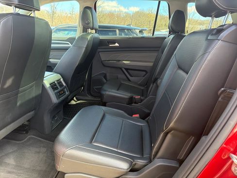 Used 2022 Volkswagen Atlas SE w/ Panoramic Sunroof Package image 21