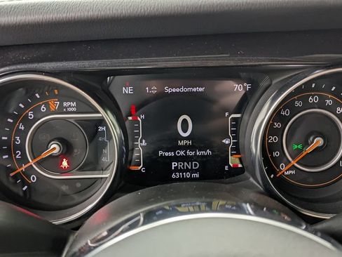 Used 2021 Jeep Wrangler Unlimited Sahara AWD/4WD image 22