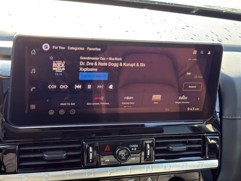 New 2026 Nissan Pathfinder SL w/ SL Premium Package image 16