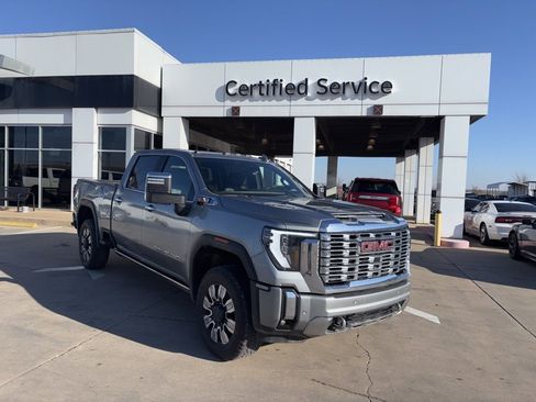 Used 2024 GMC Sierra 2500 Denali w/ Denali Reserve Package image 1