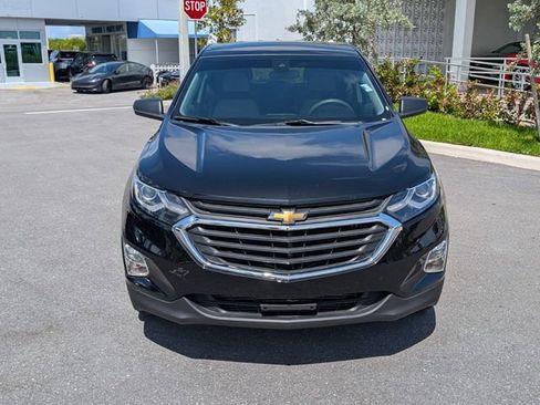 Used 2020 Chevrolet Equinox LS image 2