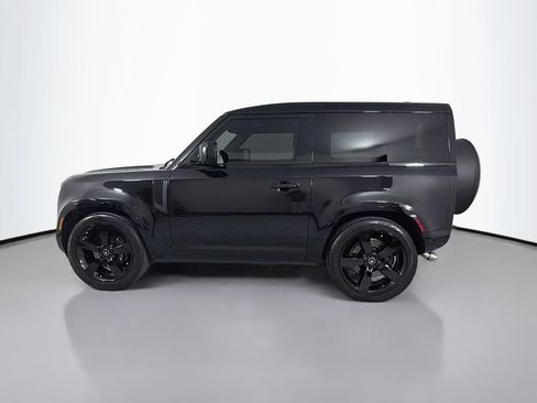 Certified 2025 Land Rover Defender 90 V8 AWD/4WD image 8