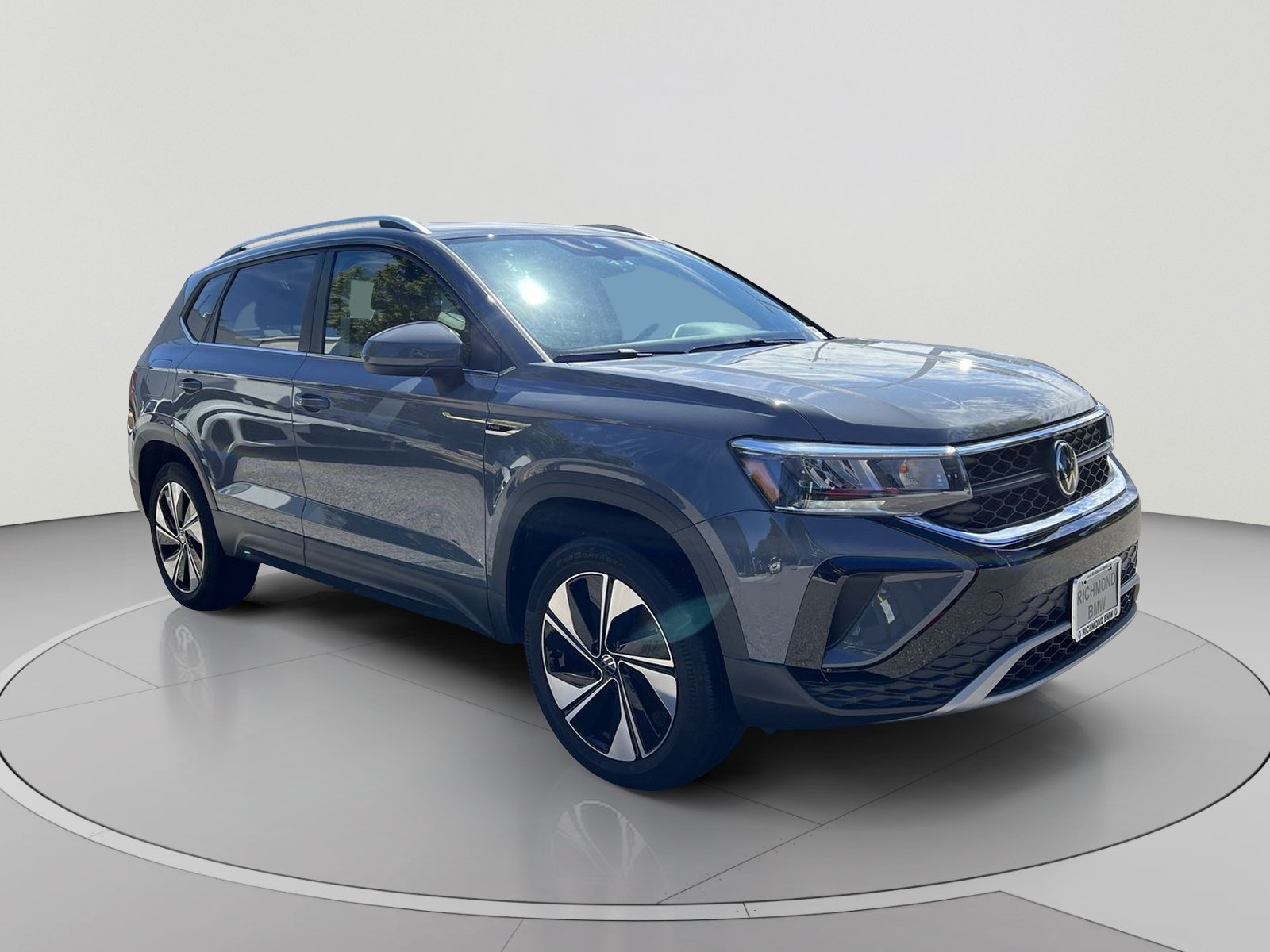 Used 2024 Volkswagen Taos SE AWD/4WD image 7