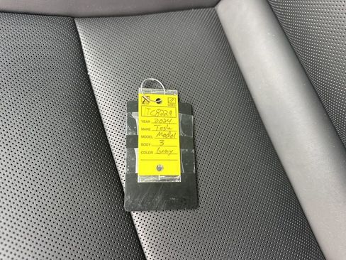 Used 2024 Tesla Model 3 Standard Range image 36