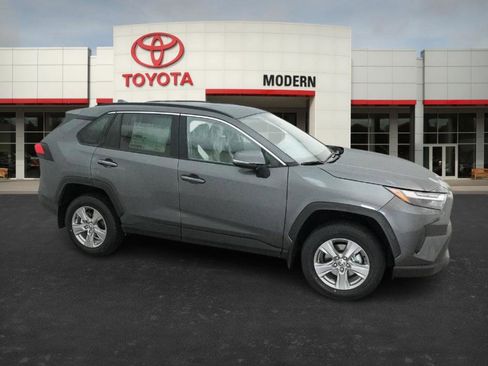 New 2025 Toyota RAV4 XLE image 27