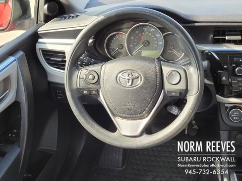 Used 2016 Toyota Corolla LE image 6