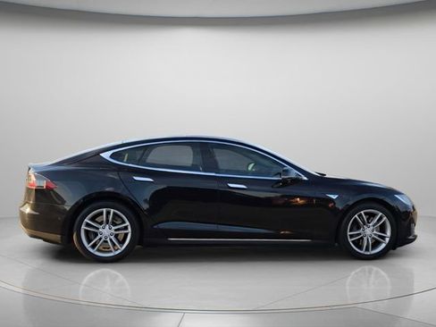 Used 2015 Tesla Model S 85 RWD image 7