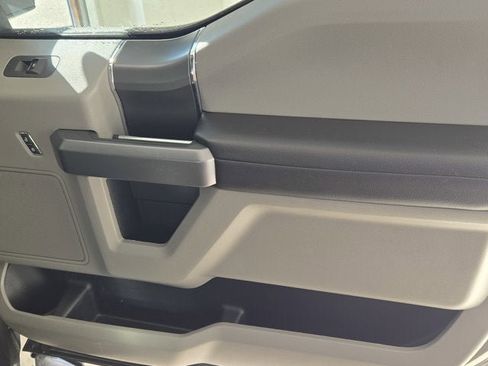 Used 2019 Ford F150 XLT w/ Equipment Group 302A Luxury image 3