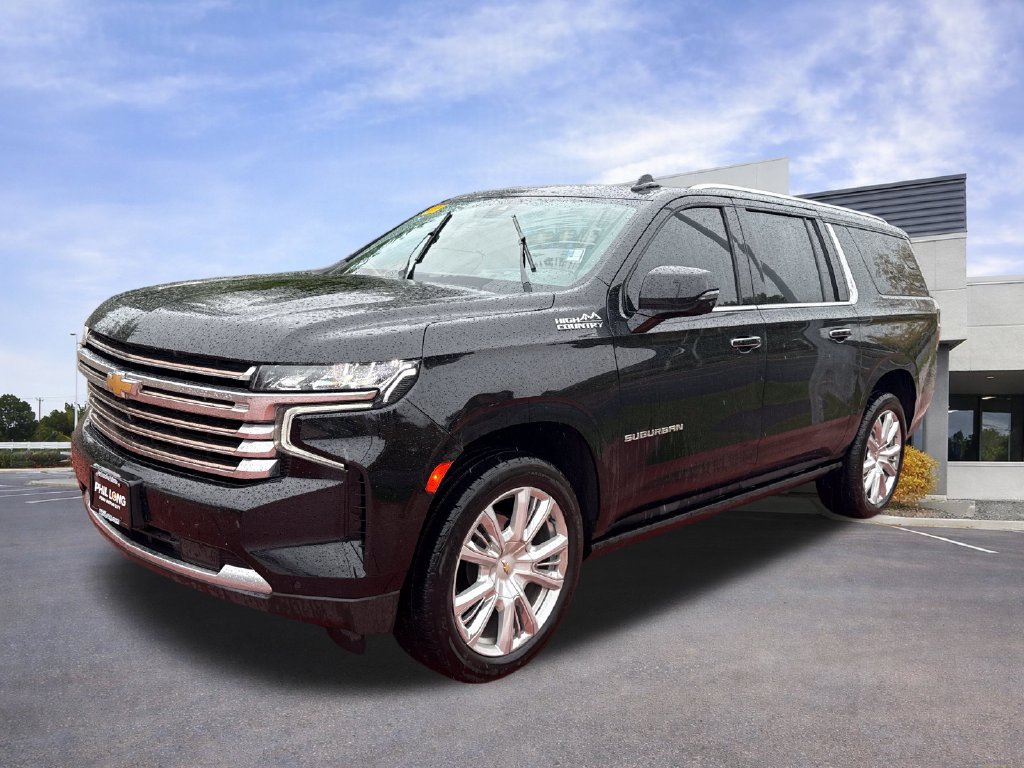 Used 2021 Chevrolet Suburban High Country w/ Premium Package 2 AWD/4WD image 3