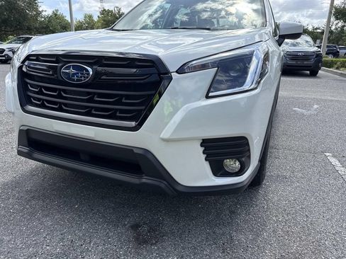 Used 2023 Subaru Forester Premium AWD/4WD image 9
