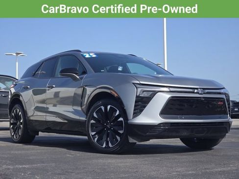Used 2025 Chevrolet Blazer EV RS AWD/4WD image 2