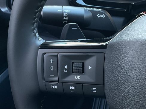 New 2026 Nissan Pathfinder SL image 23