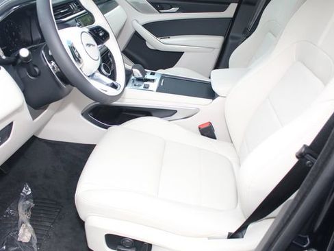 New 2026 Jaguar F-PACE R-Dynamic S image 20