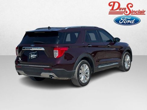 Used 2023 Ford Explorer Limited w/ Limited Technology Package RWD image 7