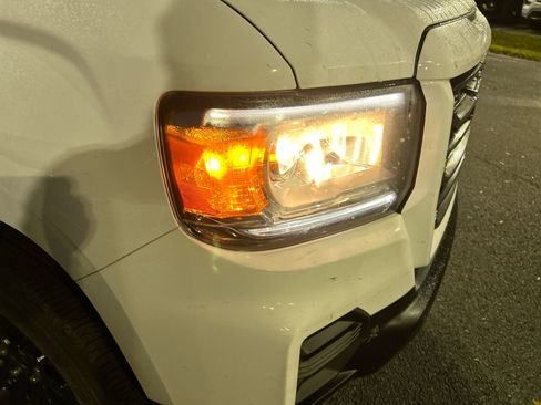 Used 2022 GMC Canyon Elevation Standard w/ Convenience Package image 11