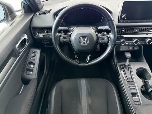 Used 2023 Honda Civic Sport image 10