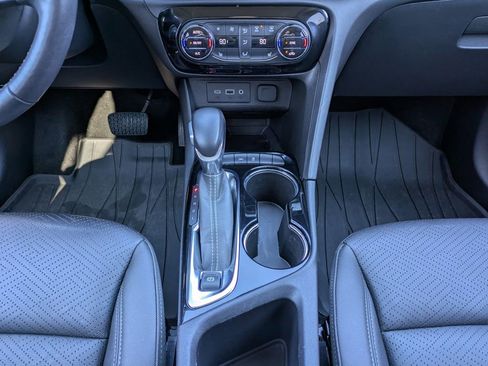 Used 2023 Buick Encore GX Essence w/ Experience Buick Package image 20