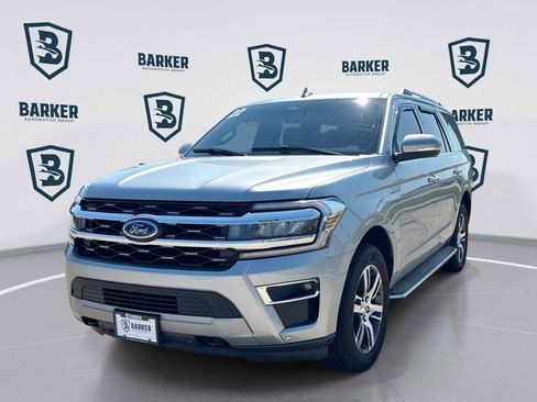 Used 2022 Ford Expedition Limited AWD/4WD image 1