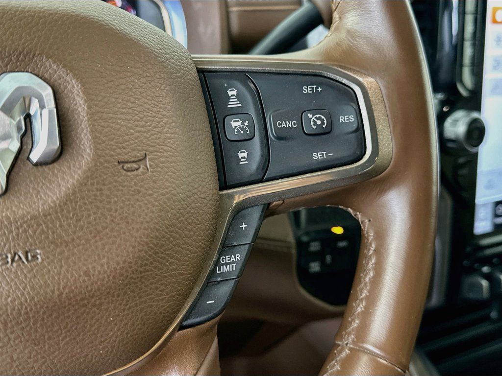 Used 2023 RAM 2500 Limited AWD/4WD image 26