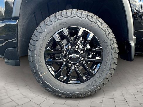 New 2026 Chevrolet Silverado 2500 LT w/ Trail Boss Package image 12