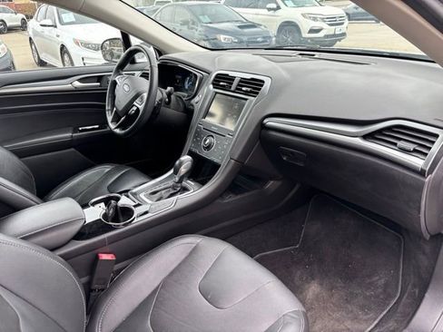Used 2014 Ford Fusion Titanium image 18